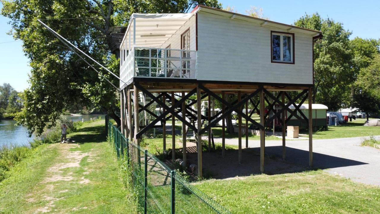 Camping Belle Riviere Chaniers Exterior foto
